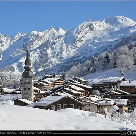 Chalet Montagne Proche Piste De La Clusaz