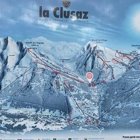 Chalet Montagne Proche Piste De *